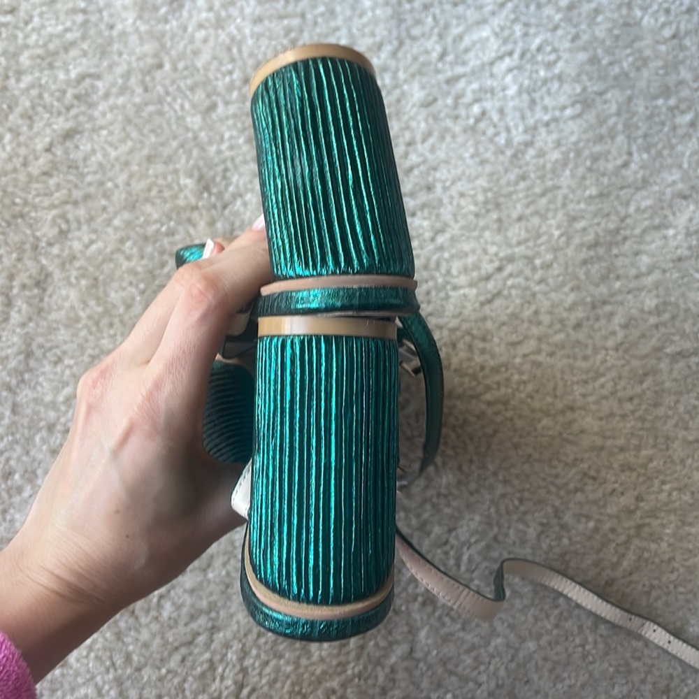 Green sandals - Picture 7 of 12